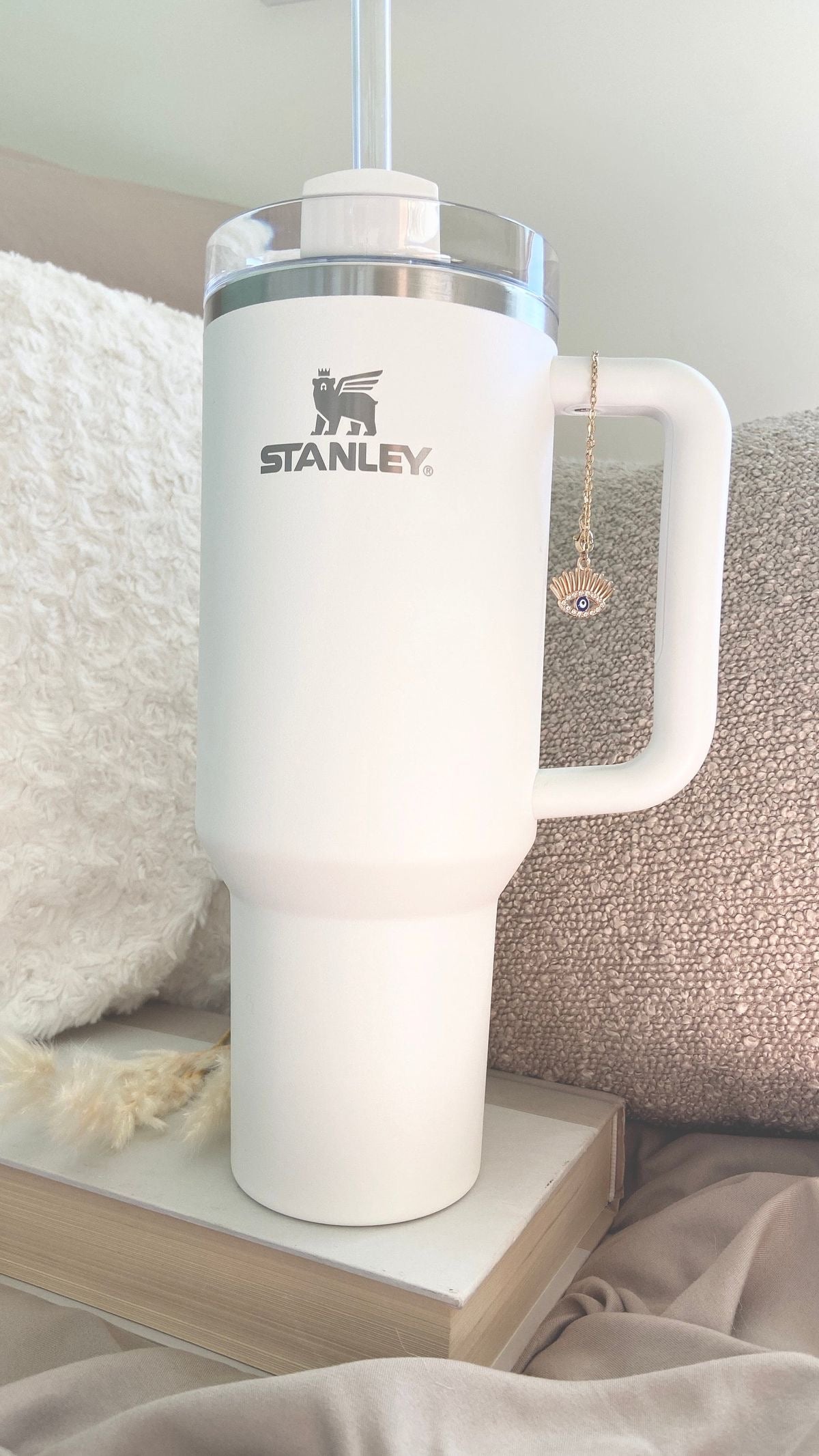 Stanley Quencher H2.O Tumbler (White)