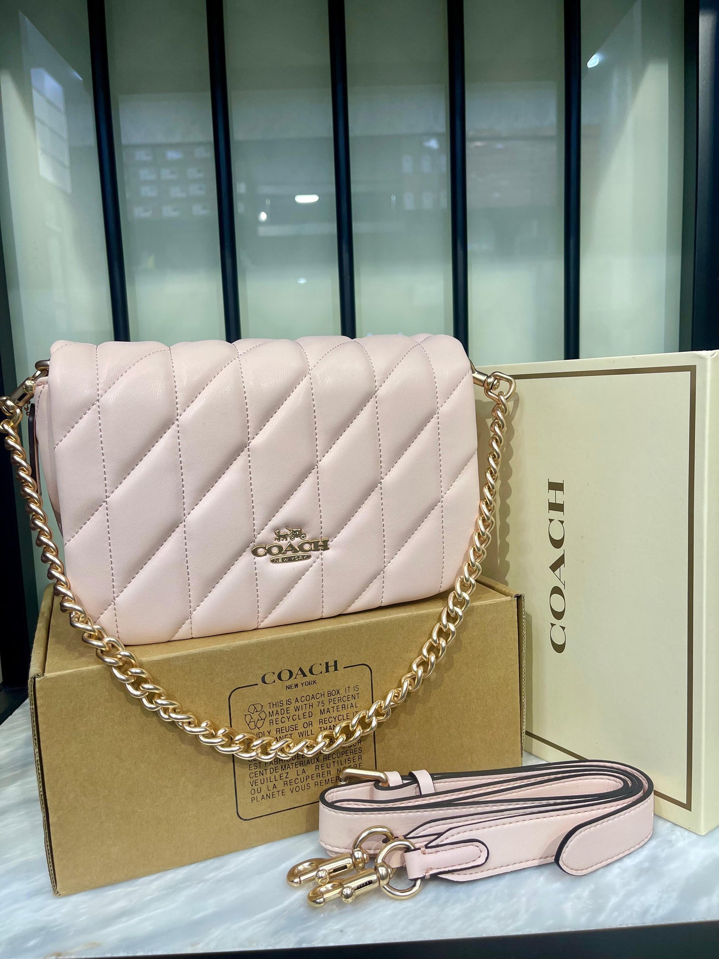 Coach Quinn Bag With Quilting