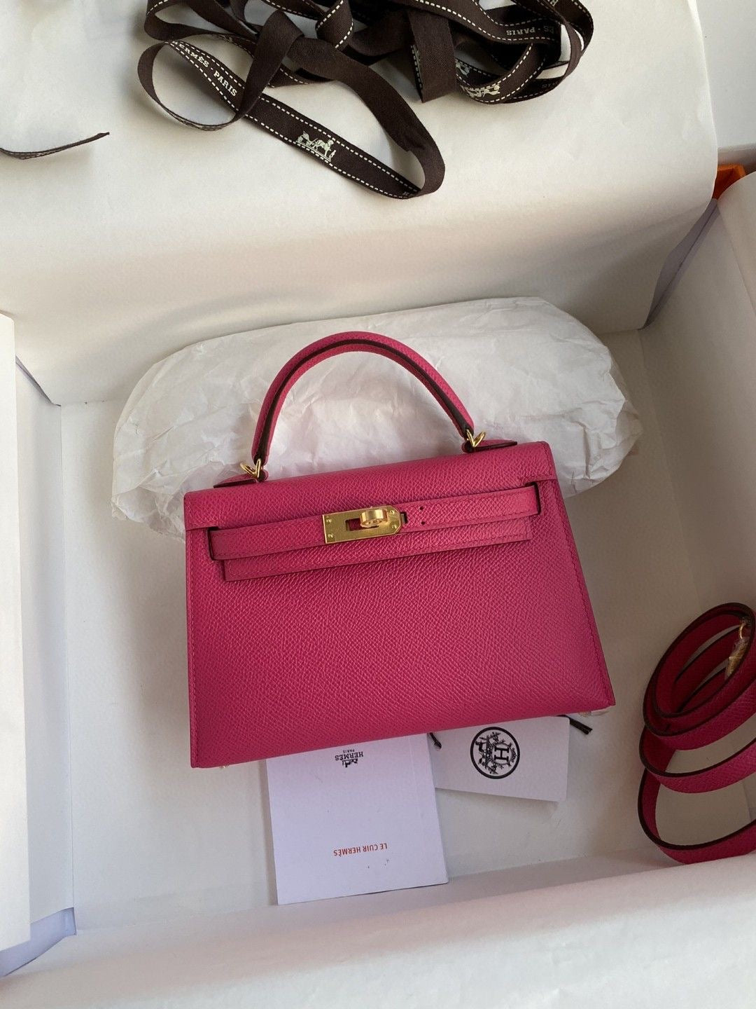 Hermes Kelly 20 Mini (Dark Pink)
