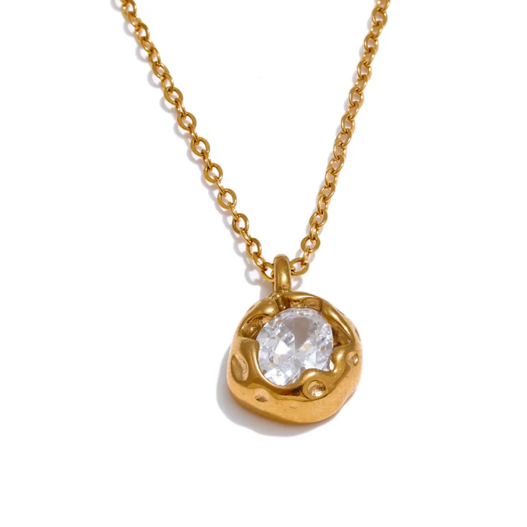Shiny Cubic Zircon Pendant Necklace | Stainless Steel | 18K Gold Plated