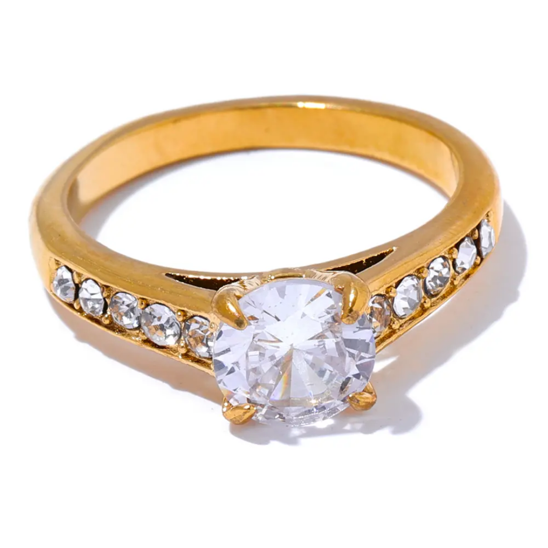 Shiny Cubic Zirconia Ring | Stainless Steel | 18K Gold Plated