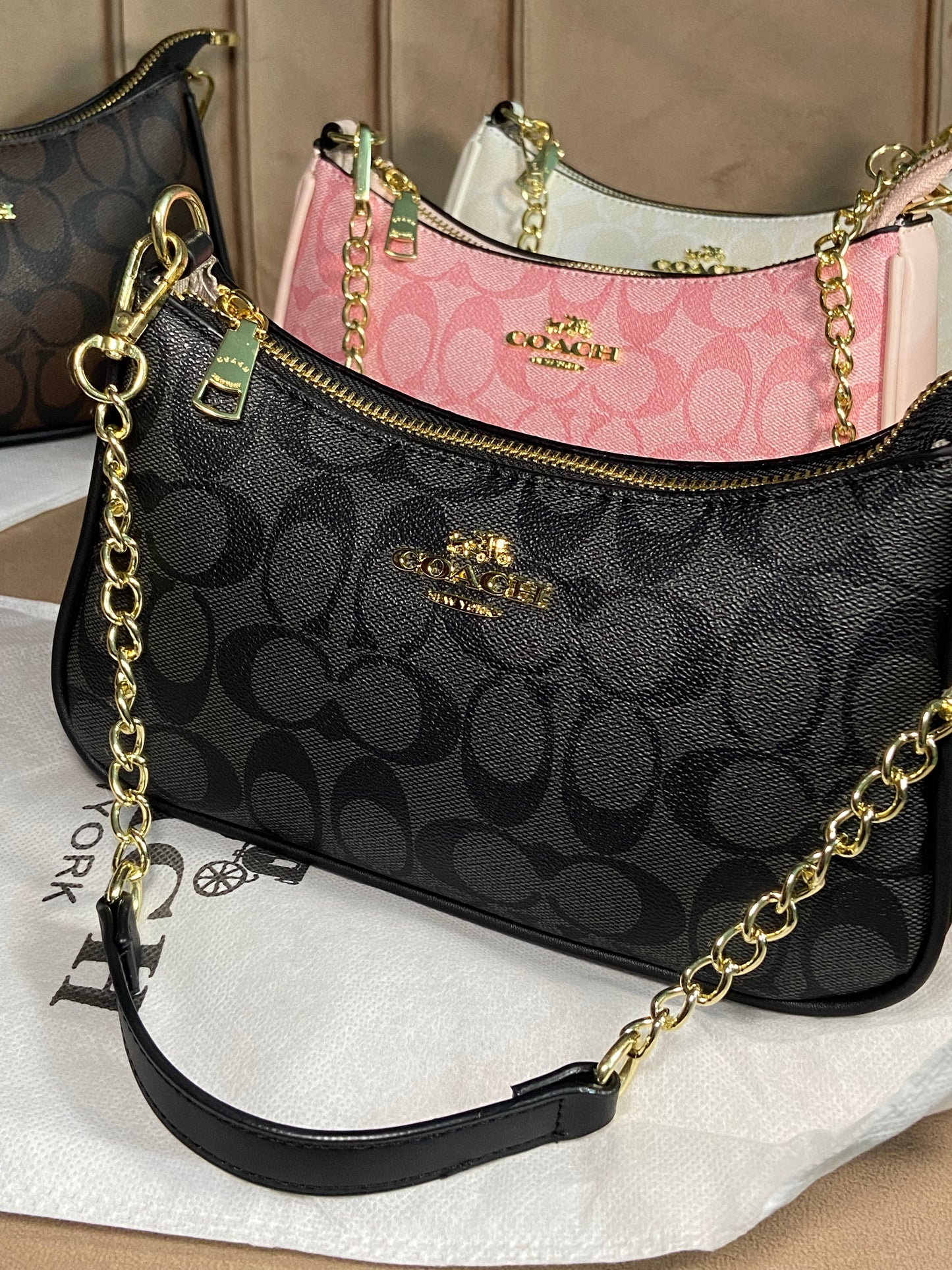 Coach Teri Shoulder Bag Dupe – Signature Canvas (Gold/Black) | Luxury-Inspired Design