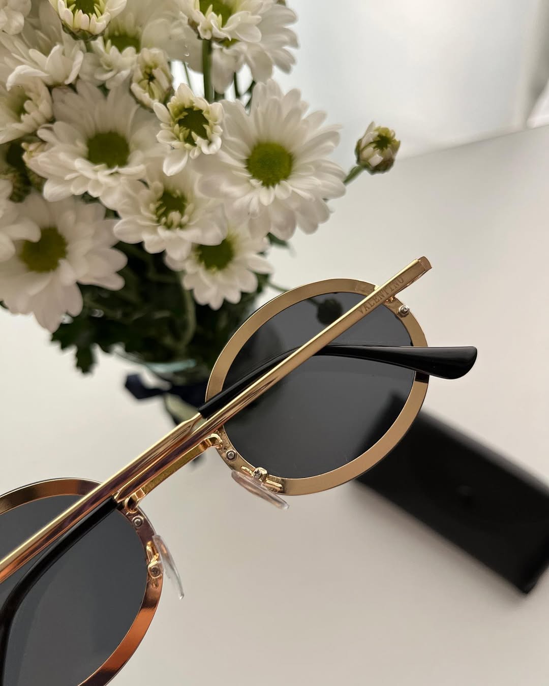Valentino Garavani vintage style Sunglasses