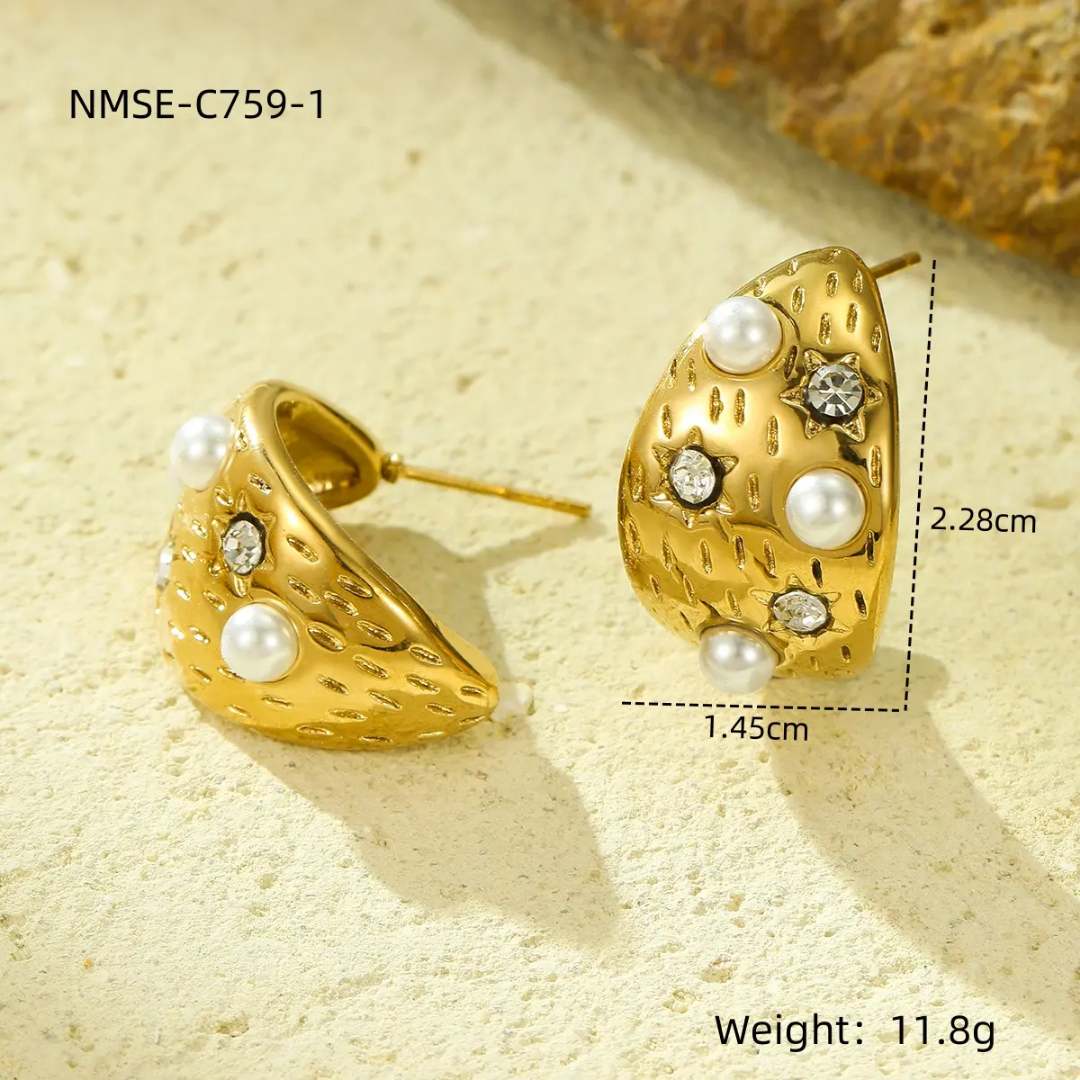 Pearl CC Hoop Earring French Style | Stainless Steel | 18K Gold Plated | Tarnish-Free