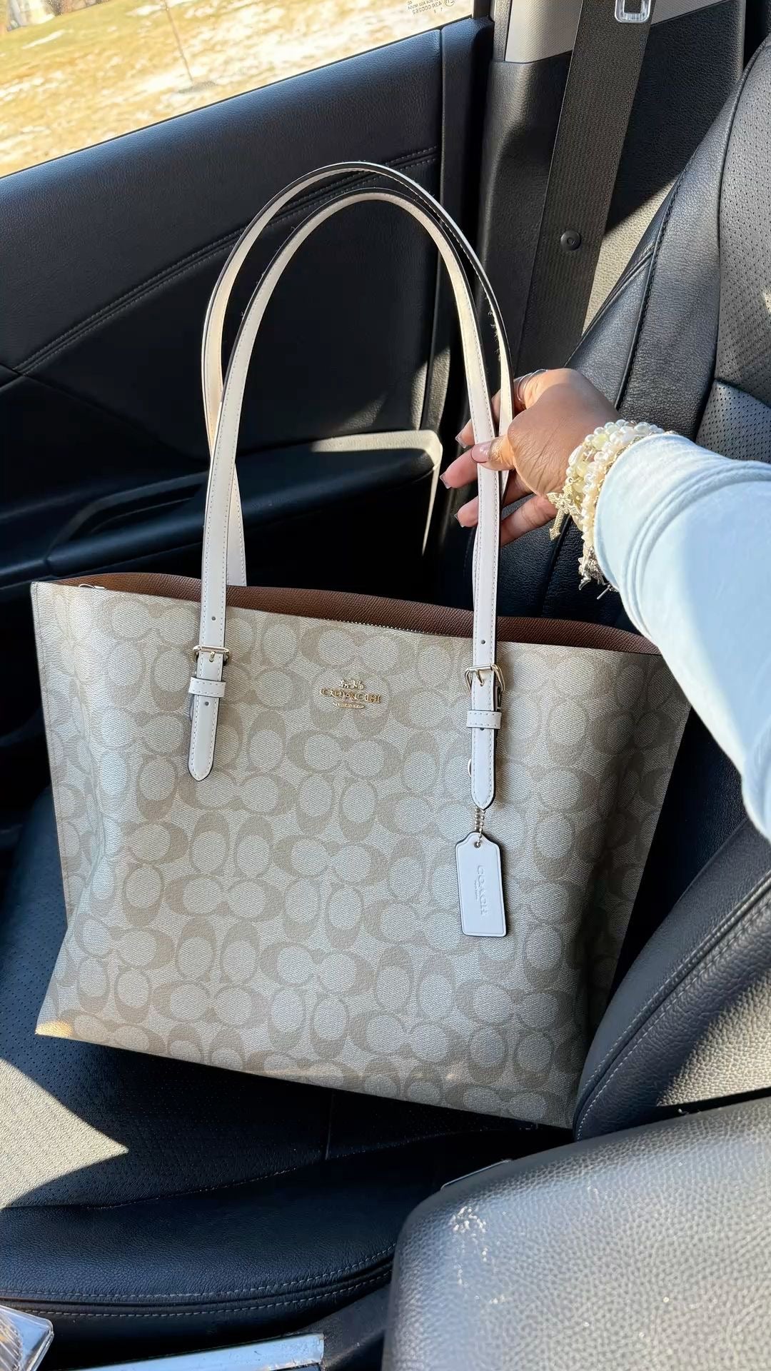 Coach Mollie Tote Bag In Signature Canvas (Tan/White)