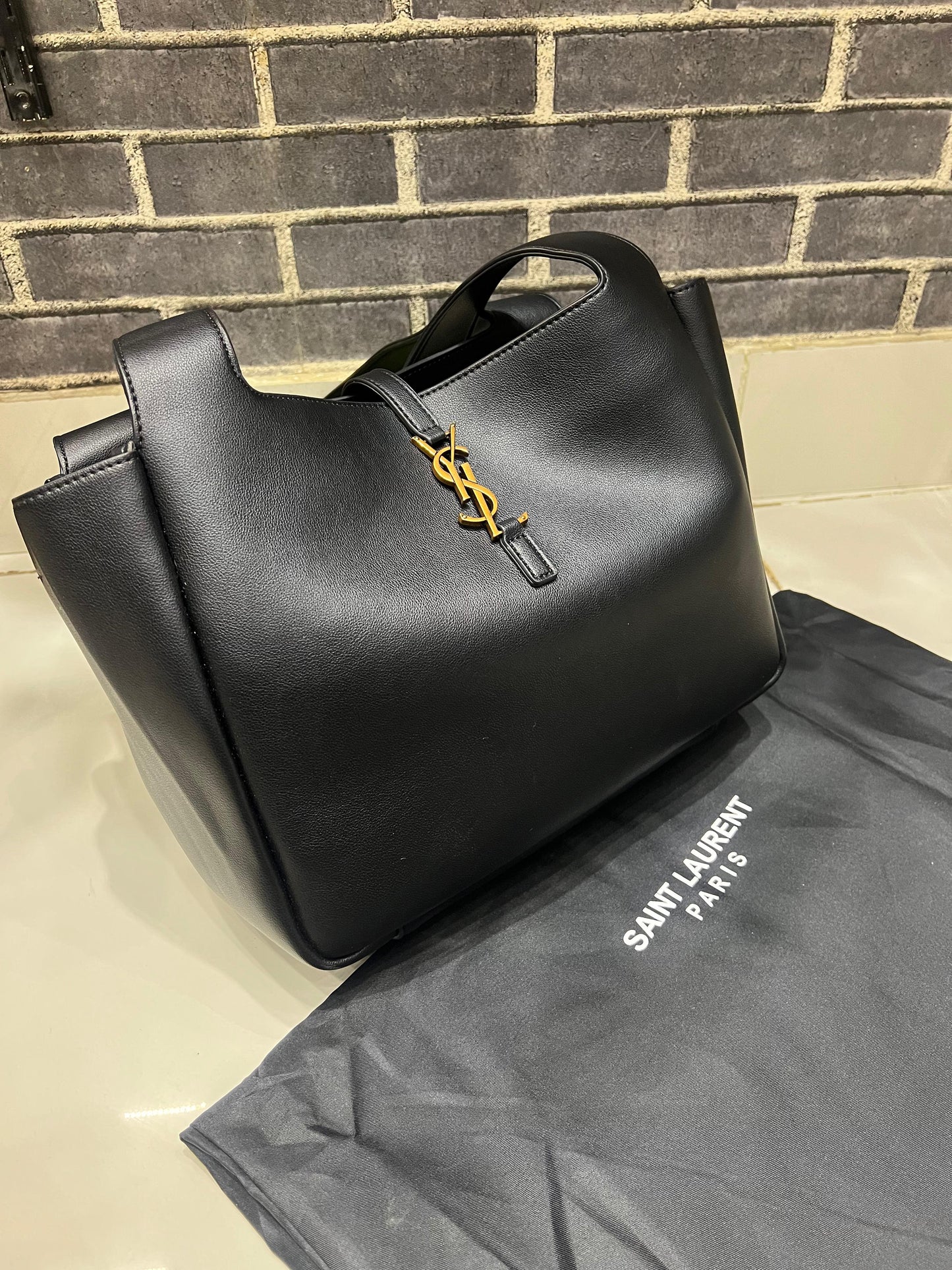 Saint Laurent YSL LE 5 À 7 Bae Bag