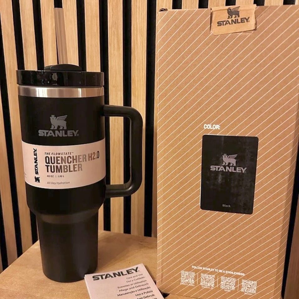Stanley Quencher H2.O Tumbler (Black)