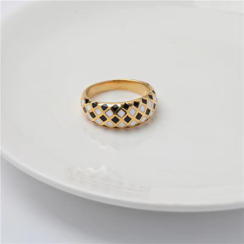 Midnight Check Gold Ring