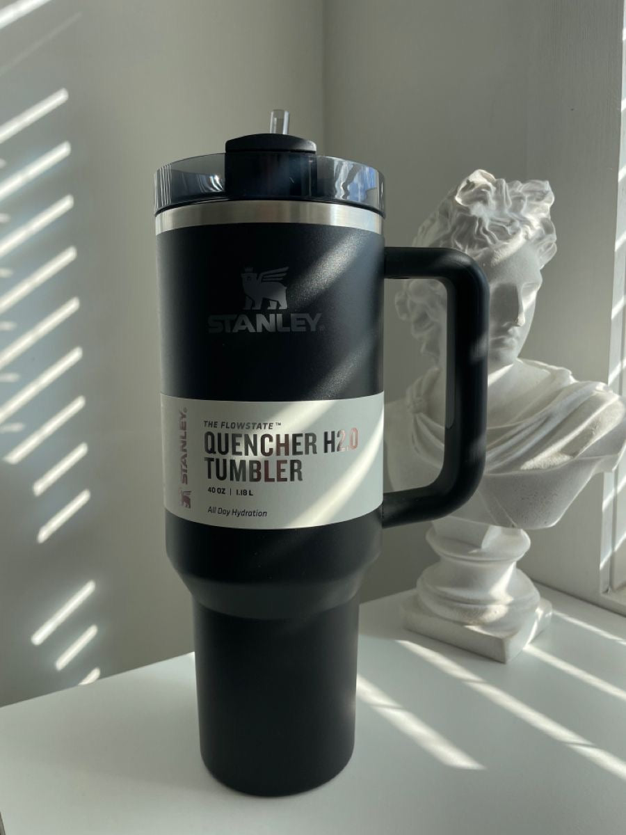 Stanley Quencher H2.O Tumbler (Black)