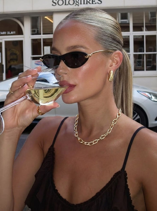 Bottega Veneta Knot Cat Eye Sunglasses - (Black/gold/grey)