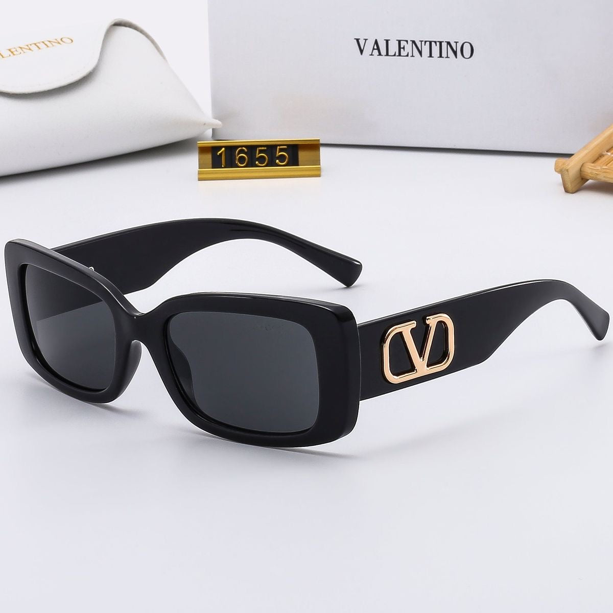 Valentino Rectangular Framed Glasses