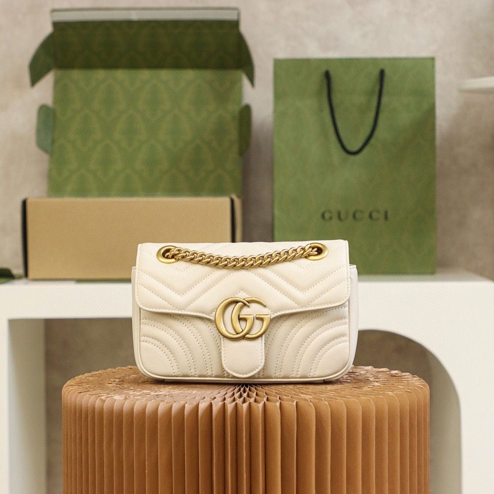Gucci Marmont Shoulder Bag