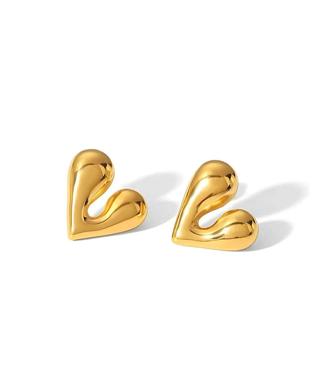 Hollow Heart Stud Earring | Stainless Steel | 18K Gold Plated