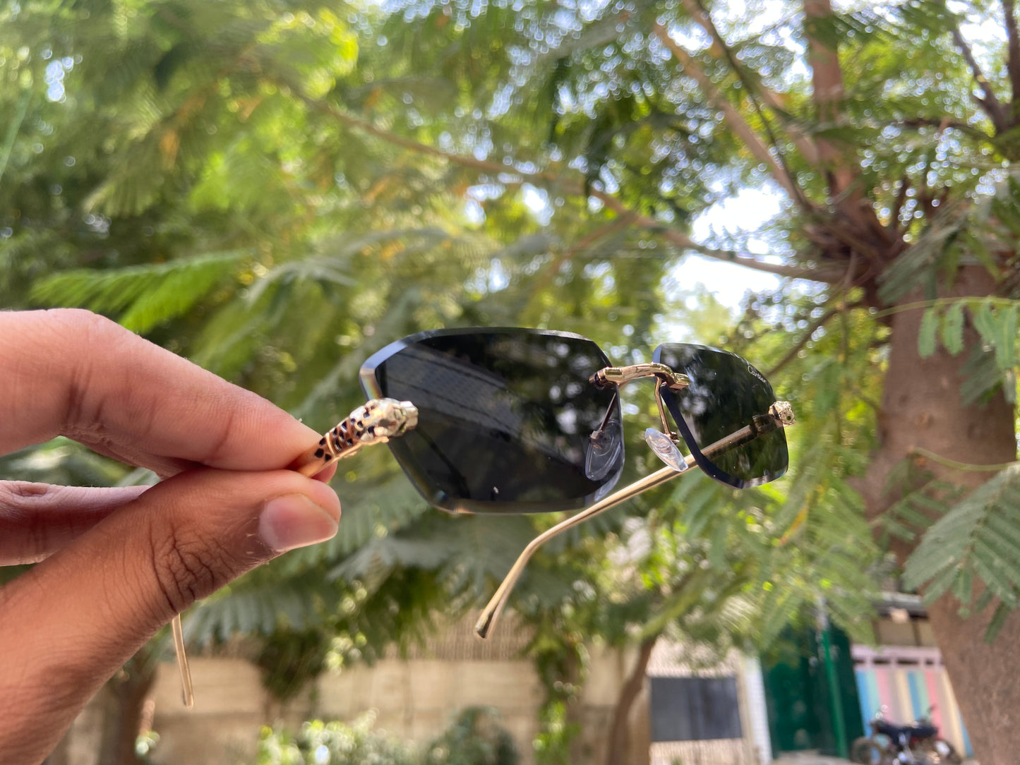 PANTHÈRE DE CARTIER SUNGLASSES