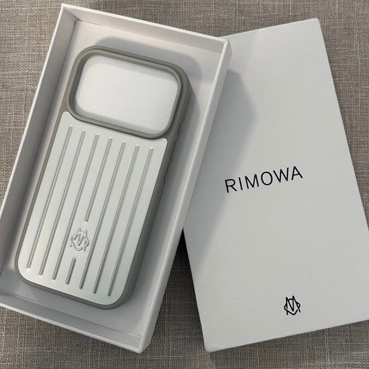 Rimowa Case - iPhone 17 pro & Pro Max