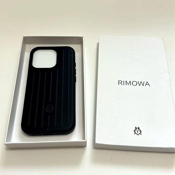 Rimowa Case - iPhone 14 Pro Max
